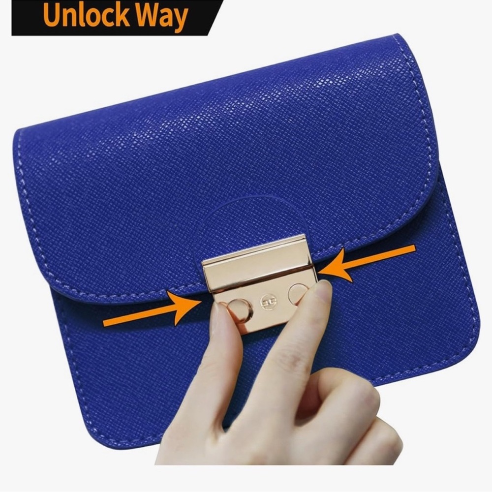 Elegant Blue Shoulder Bag with Gold Chain - Picture 2 of 5